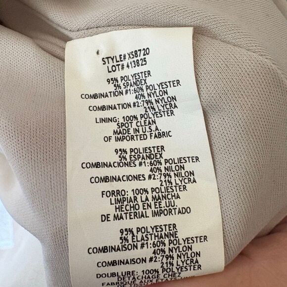 Avery G Black Mini Fit and Flare V-Neck Cocktail Dress Size 12 Party Holiday - Picture 6 of 7